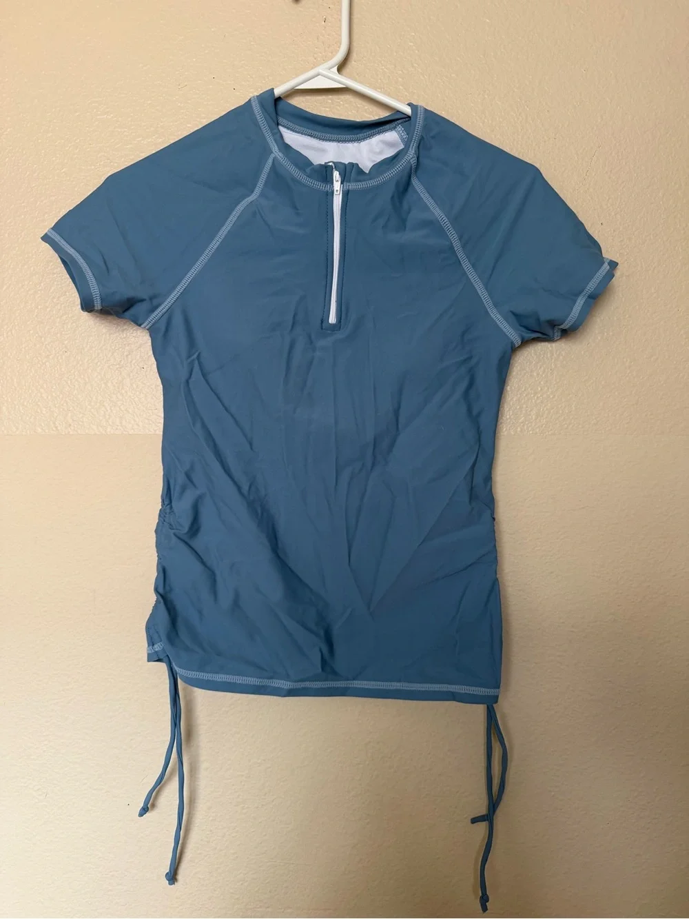 New Girls swimsuit rash guard shirt UPF 50+ 13/14